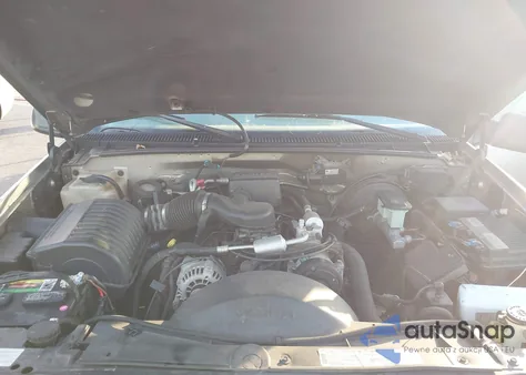 1999 Chevrolet Suburban 1500 Lt from USA, damaged, VIN 3GNEC16R0XG251560